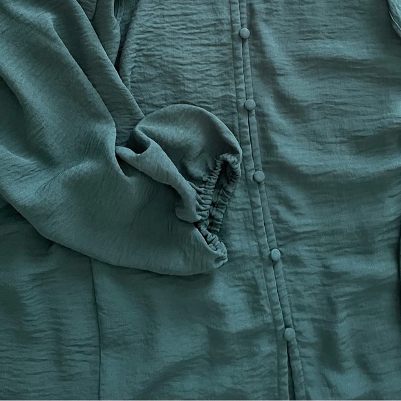 Nine West Long Sleeve Ruffle Blouse - Picture 4 of 6